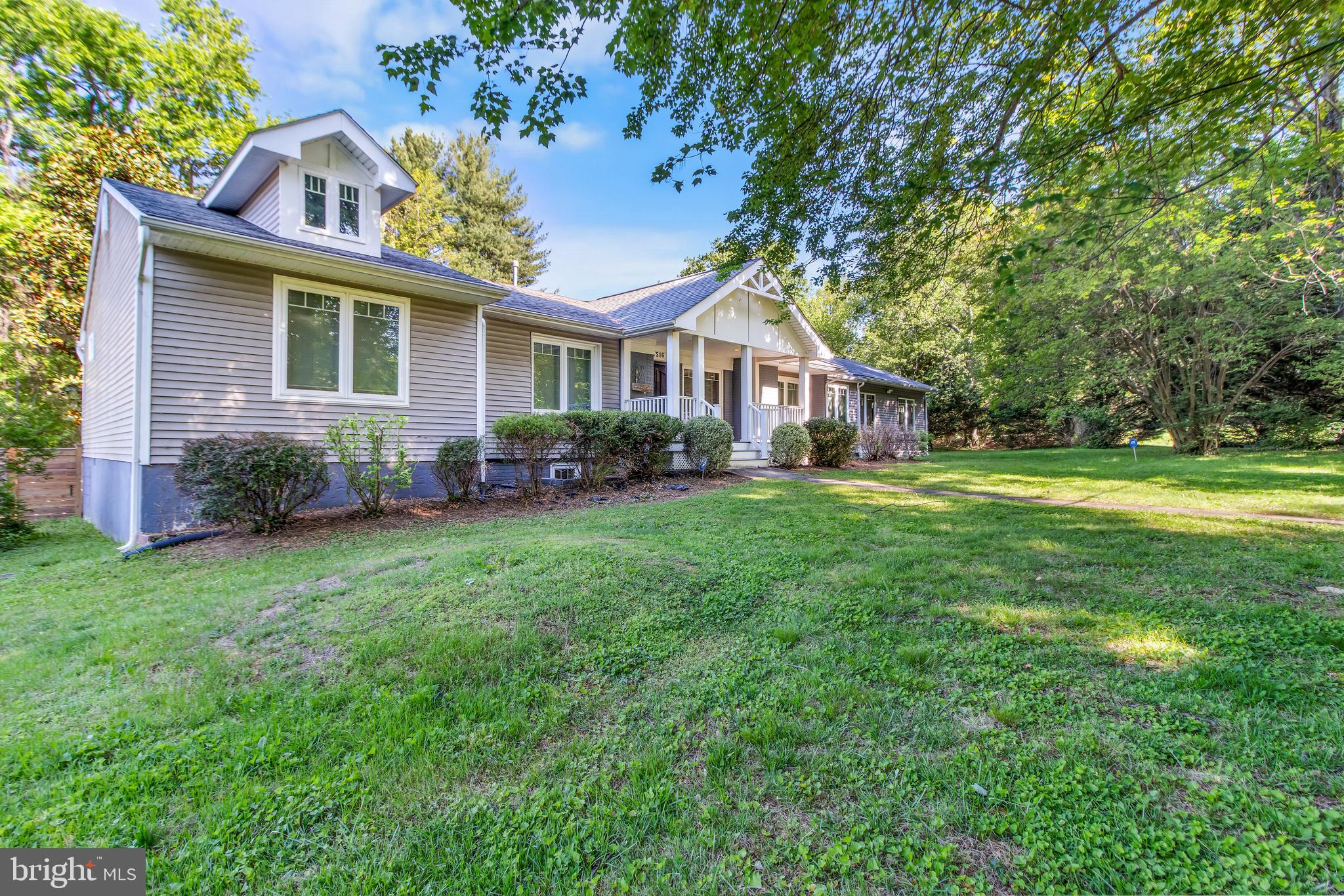 7516 Glenriddle Road Bethesda, MD 20817 - Photo 3 of 42
