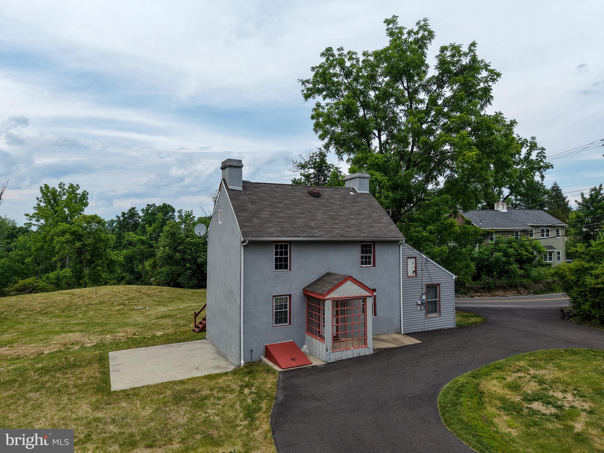 2015 Aquetong Road New Hope, PA 18938 - Photo 7 of 34