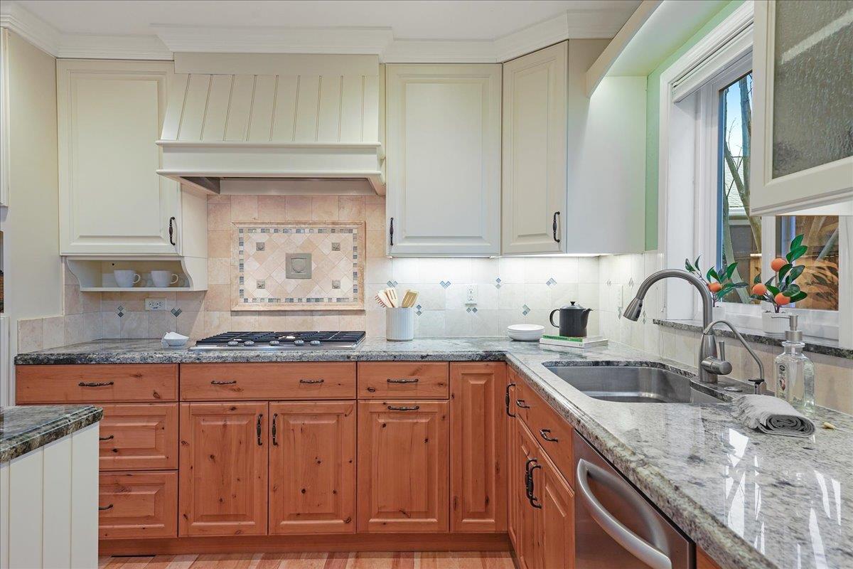 2840 Wimbledon Drive Aptos, CA 95003 - Photo 16 of 38