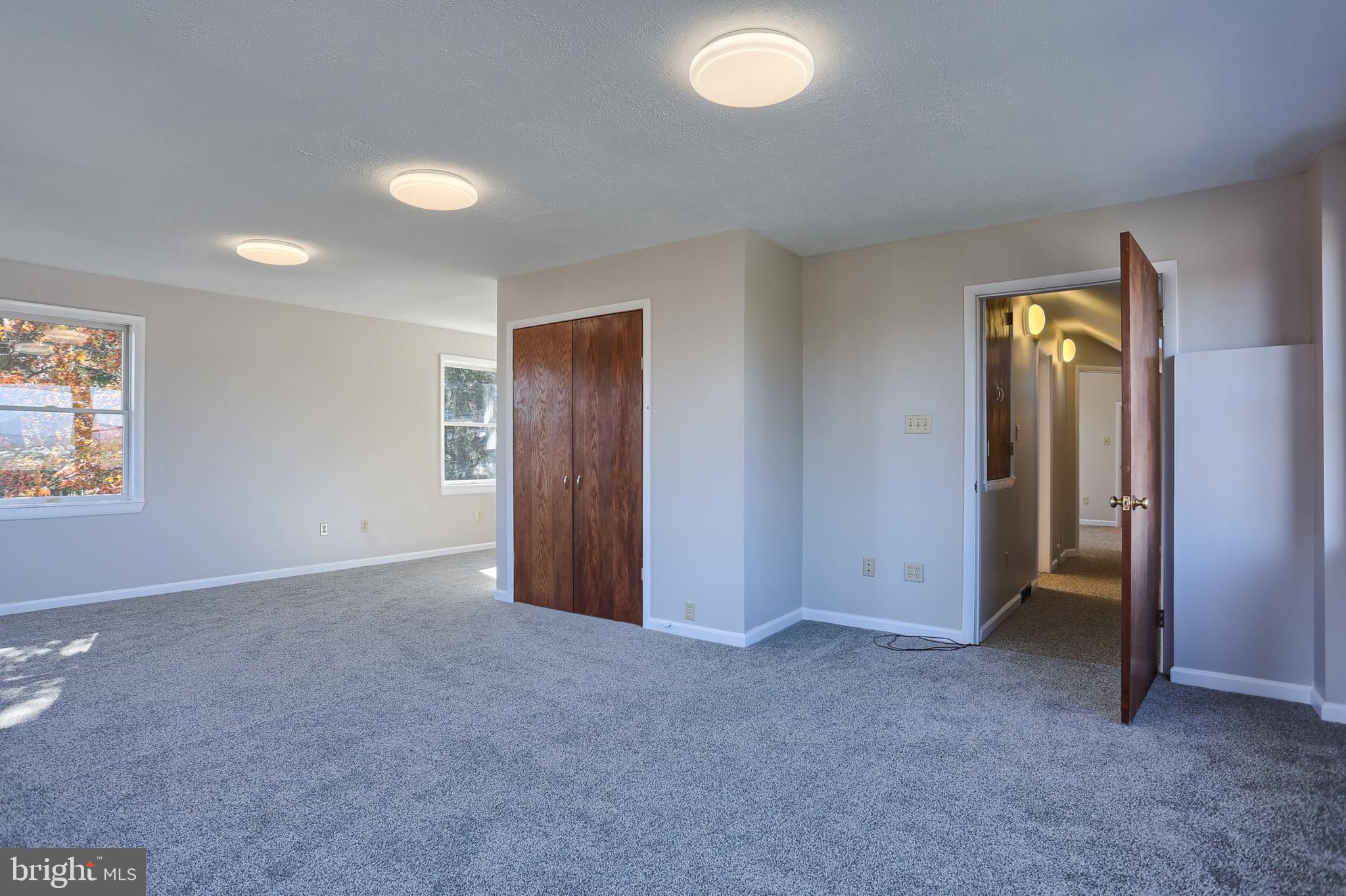 8161 Chambers Hill Road Harrisburg, PA 17111 - Photo 20 of 46 Gallery Image 20
