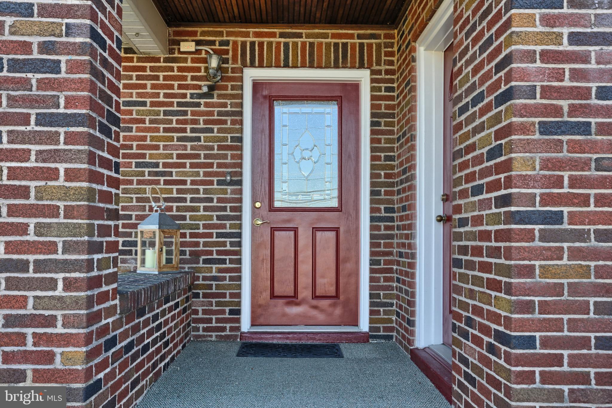 8161 Chambers Hill Road Harrisburg, PA 17111 - Photo 3 of 46 Covered front entry leads to foyer & office