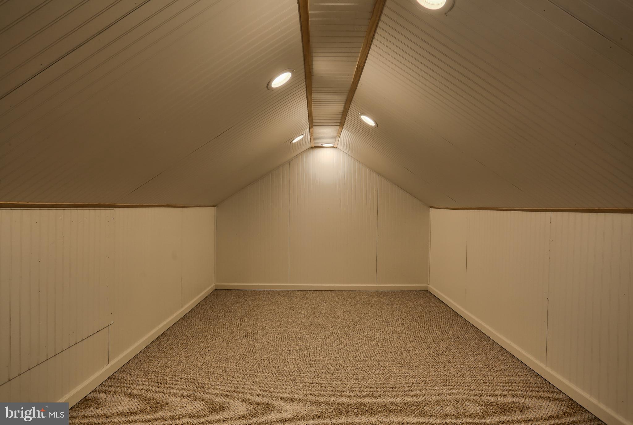 8161 Chambers Hill Road Harrisburg, PA 17111 - Photo 27 of 46 Finished storage space or future WIC