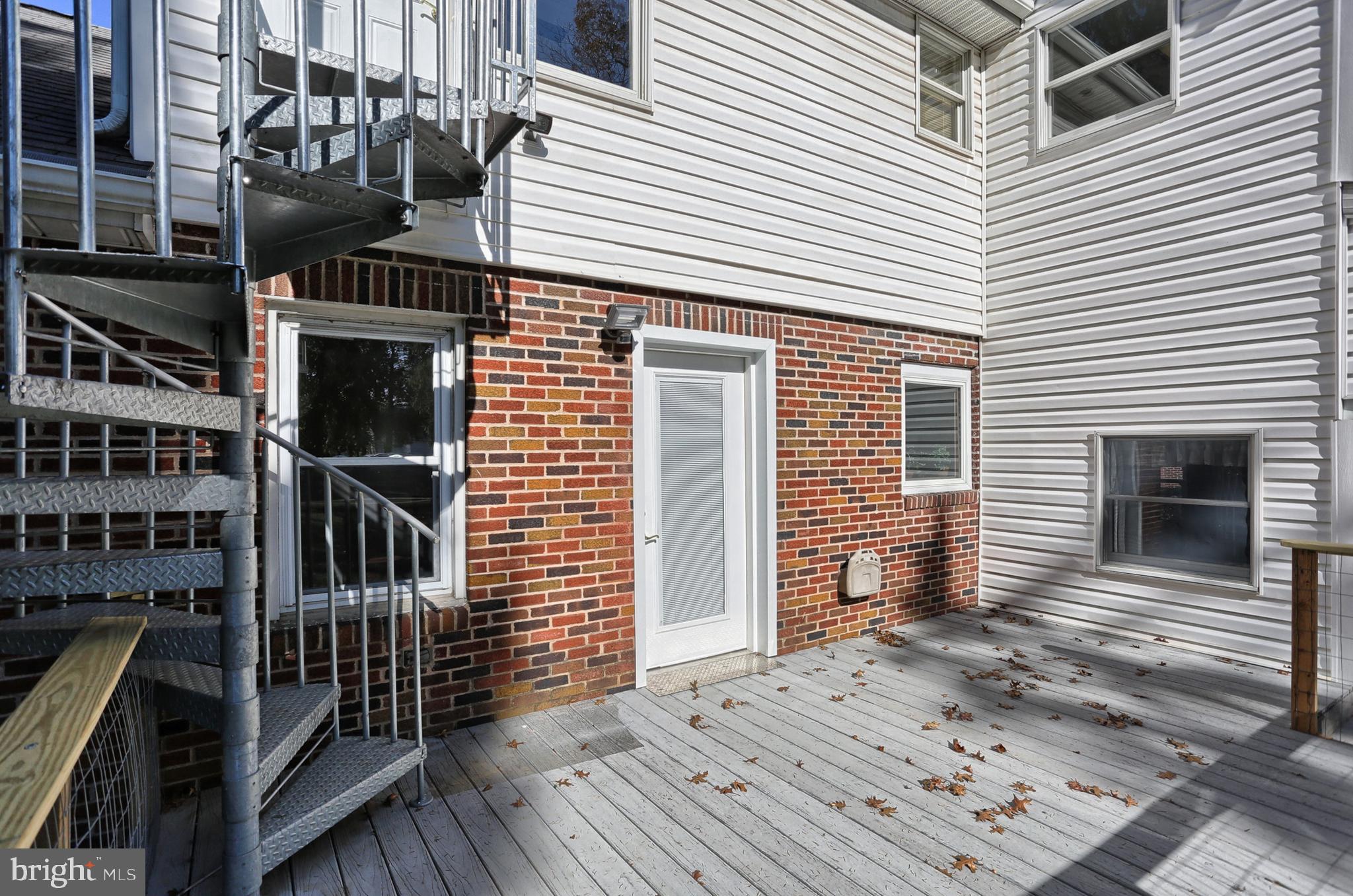 8161 Chambers Hill Road Harrisburg, PA 17111 - Photo 31 of 46 No maintenance Deck is new