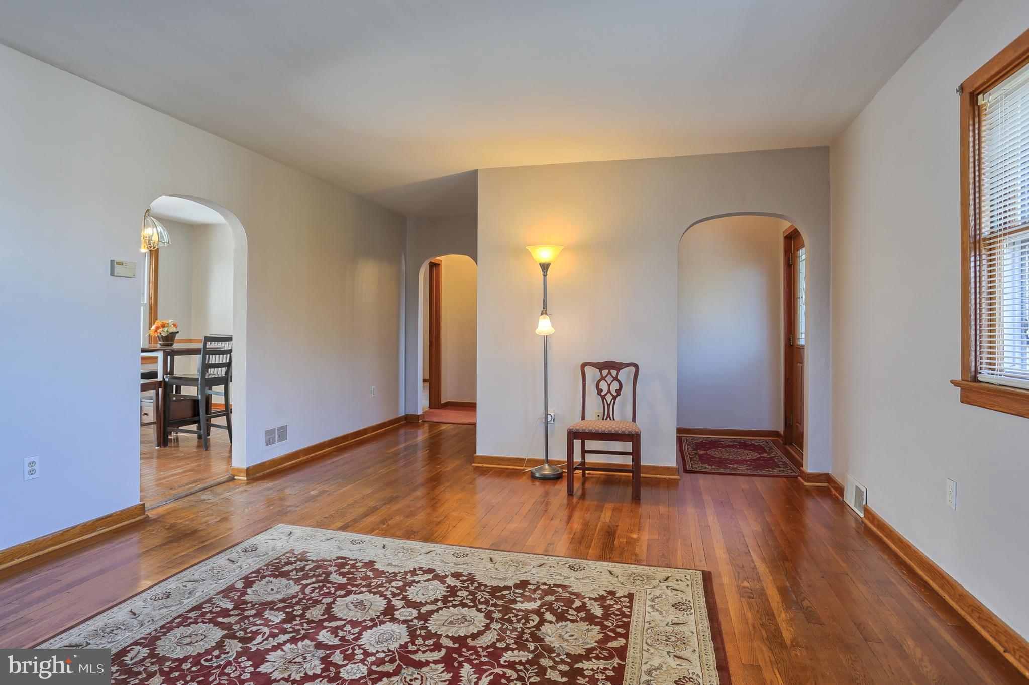 8161 Chambers Hill Road Harrisburg, PA 17111 - Photo 5 of 46 Gallery Image 5