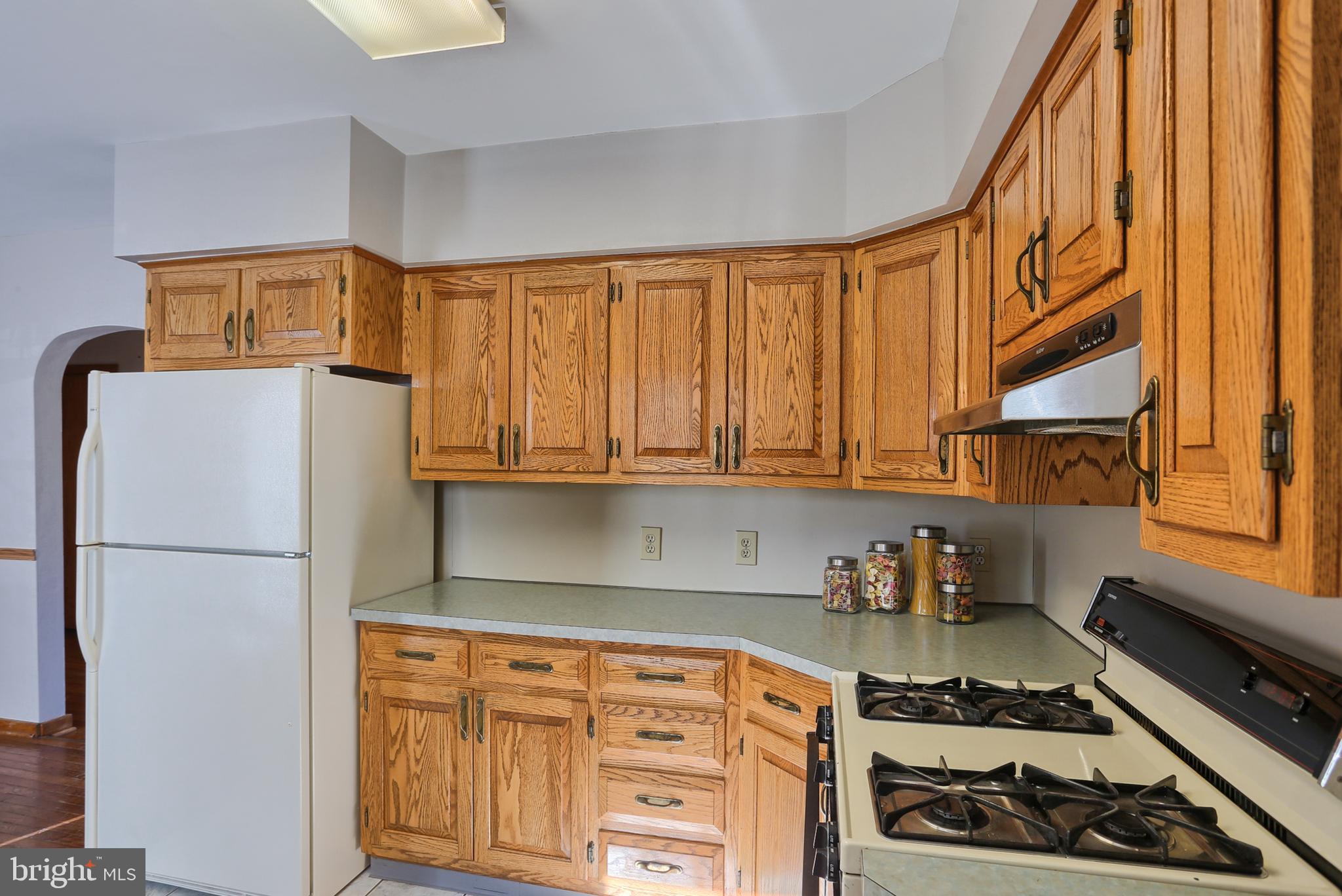 8161 Chambers Hill Road Harrisburg, PA 17111 - Photo 10 of 46 Gallery Image 10
