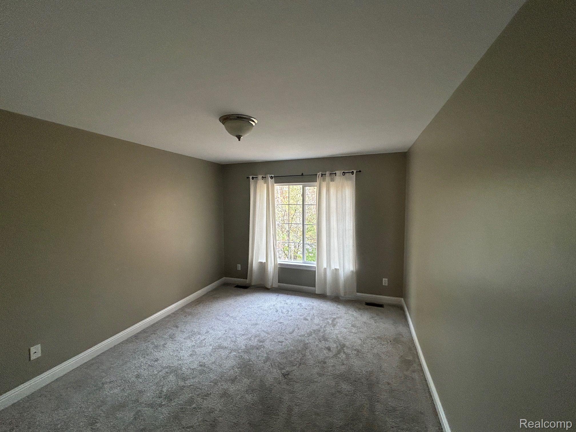 41484 Glade Road Canton, MI 48187 - Photo 15 of 35