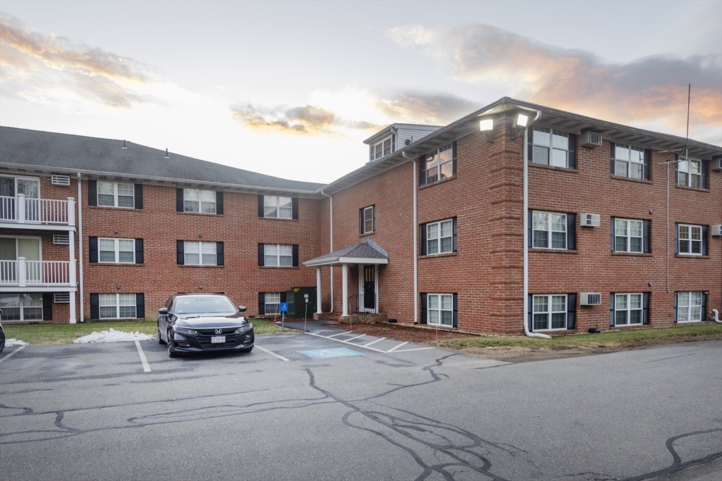 11 Leonard Road, Unit 11 Boxborough, MA 01719 - Photo 15 of 20