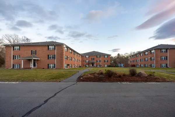 $1,750 | 11 Leonard Road, Unit 11, Boxborough, MA 01719