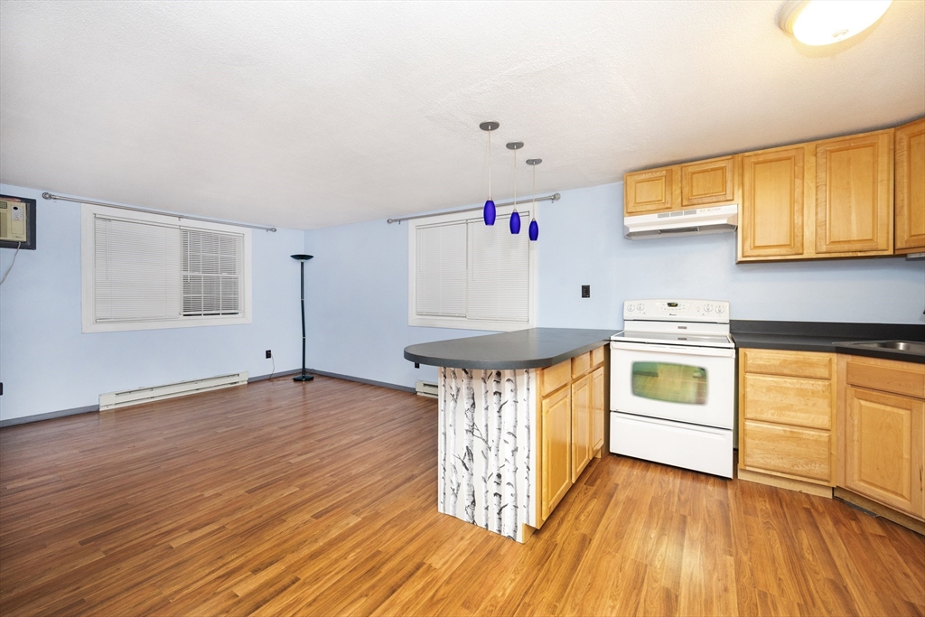 11 Leonard Road, Unit 11 Boxborough, MA 01719 - Photo 5 of 20