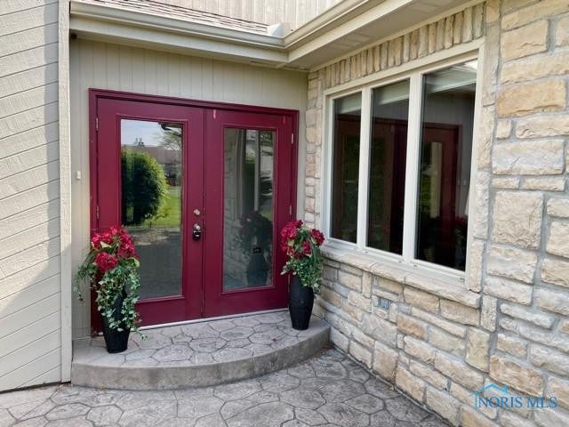 853 Fox Run Road, Unit 18 Findlay, OH 45840 - Photo 1 of 29 Gallery Image 1