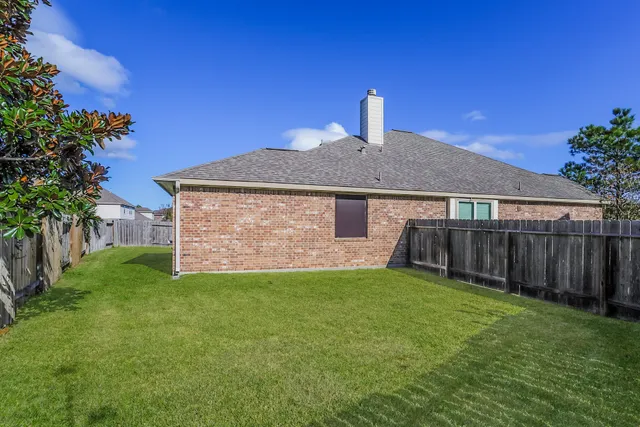 $2,000 | 7426 Upland Mill Lane, Richmond, TX 77407