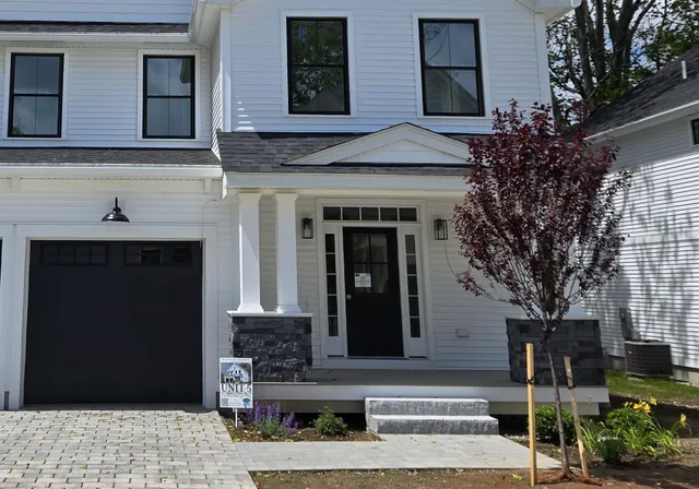 $1,524,000 | 5 Woodbury Avenue, Unit 5, Portsmouth, NH 03801