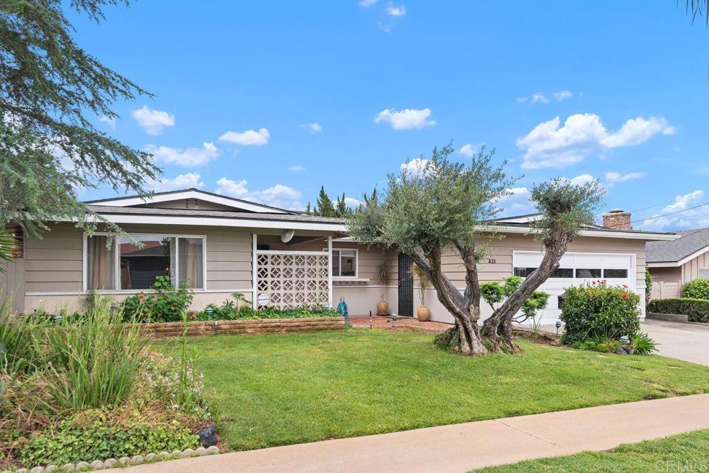 321 Chestnut Lane Escondido, CA 92025 - Photo 2 of 36