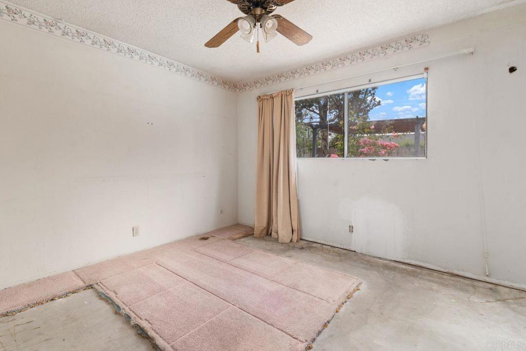 321 Chestnut Lane Escondido, CA 92025 - Photo 27 of 36