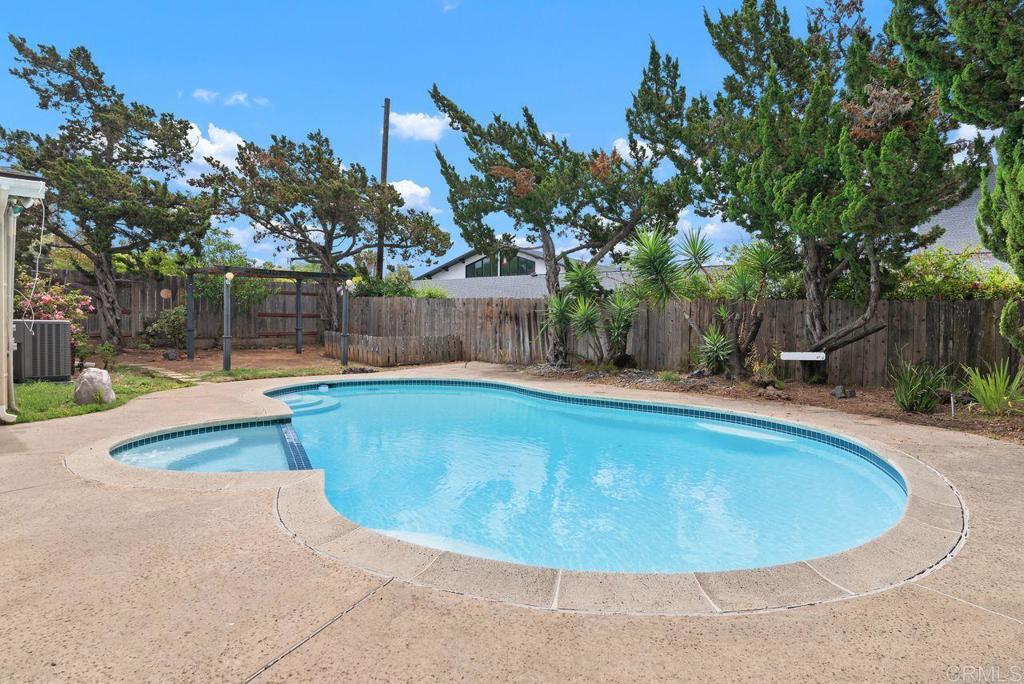 321 Chestnut Lane Escondido, CA 92025 - Photo 31 of 36