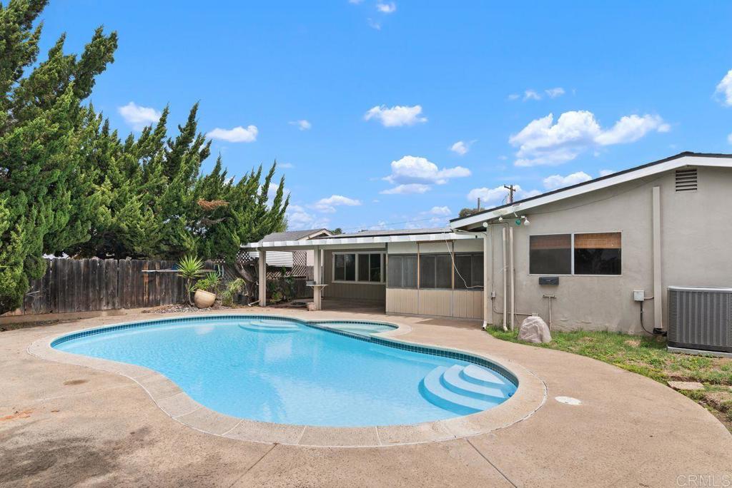 321 Chestnut Lane Escondido, CA 92025 - Photo 32 of 36