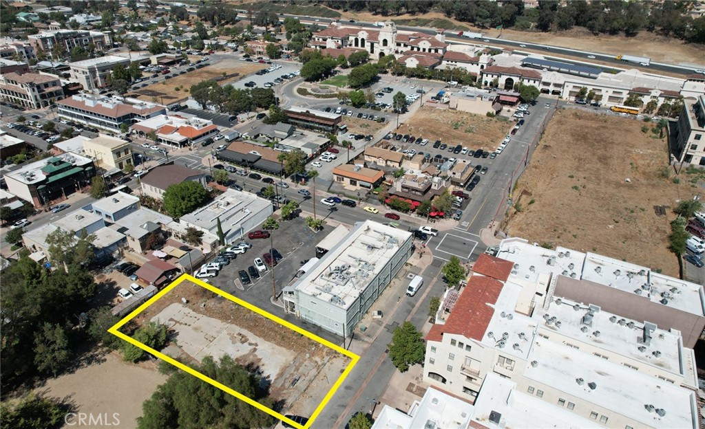 42045 3rd Street Temecula, CA 92590 - Photo 4 of 7