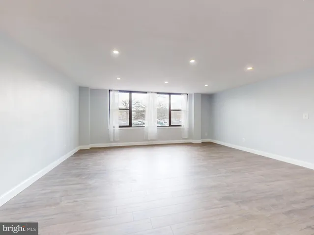 $339,900 | 4600 Duke Street, Unit 431, Alexandria, VA 22304