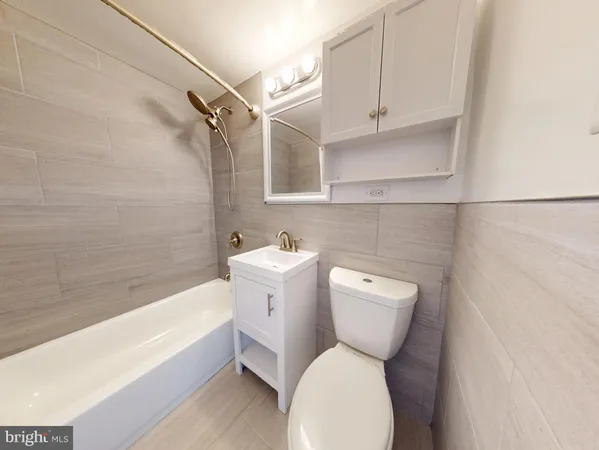 $339,900 | 4600 Duke Street, Unit 431, Alexandria, VA 22304