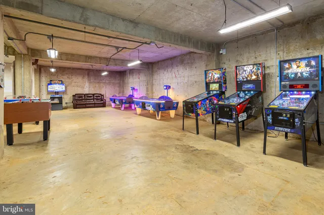 $339,900 | 4600 Duke Street, Unit 431, Alexandria, VA 22304