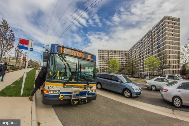 $339,900 | 4600 Duke Street, Unit 431, Alexandria, VA 22304