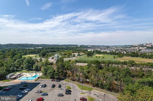 $339,900 | 4600 Duke Street, Unit 431, Alexandria, VA 22304