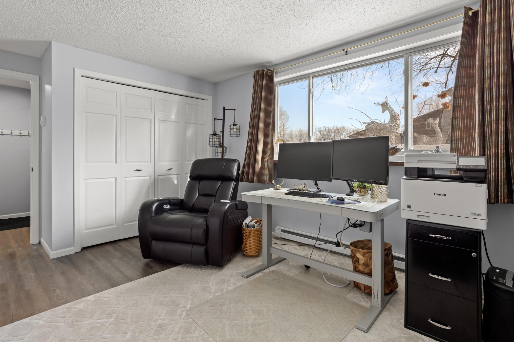 2801 22nd Street South Fargo, ND 58103 - Photo 24 of 36