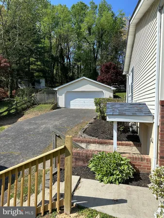 $3,200 | 6020 Hanover Road, Hanover, MD 21076