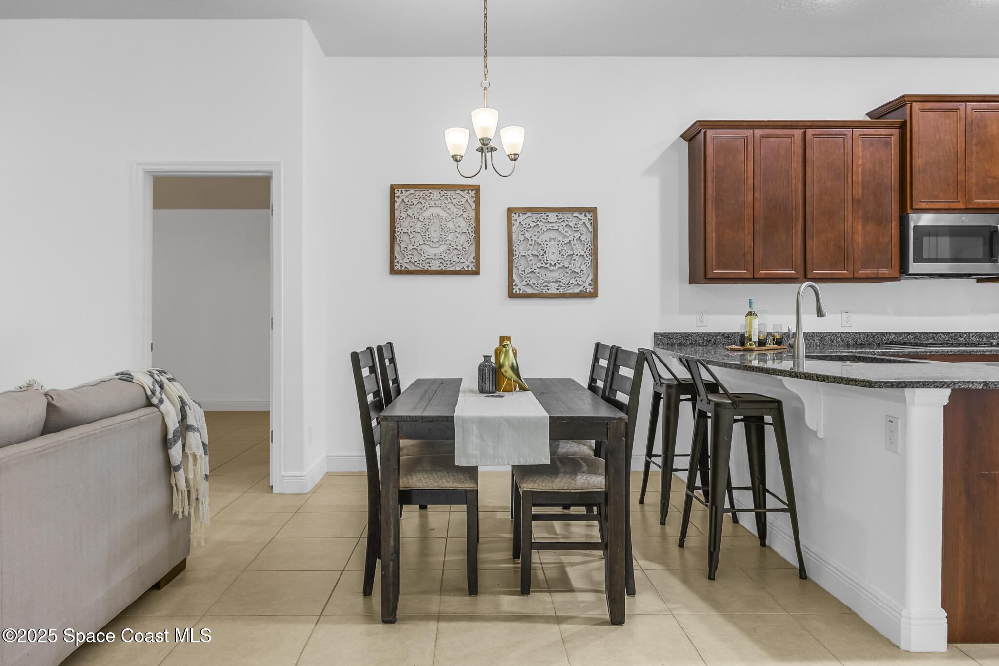 4282 Ruthann Circle Melbourne, FL 32934 - Photo 11 of 31 Eat in area