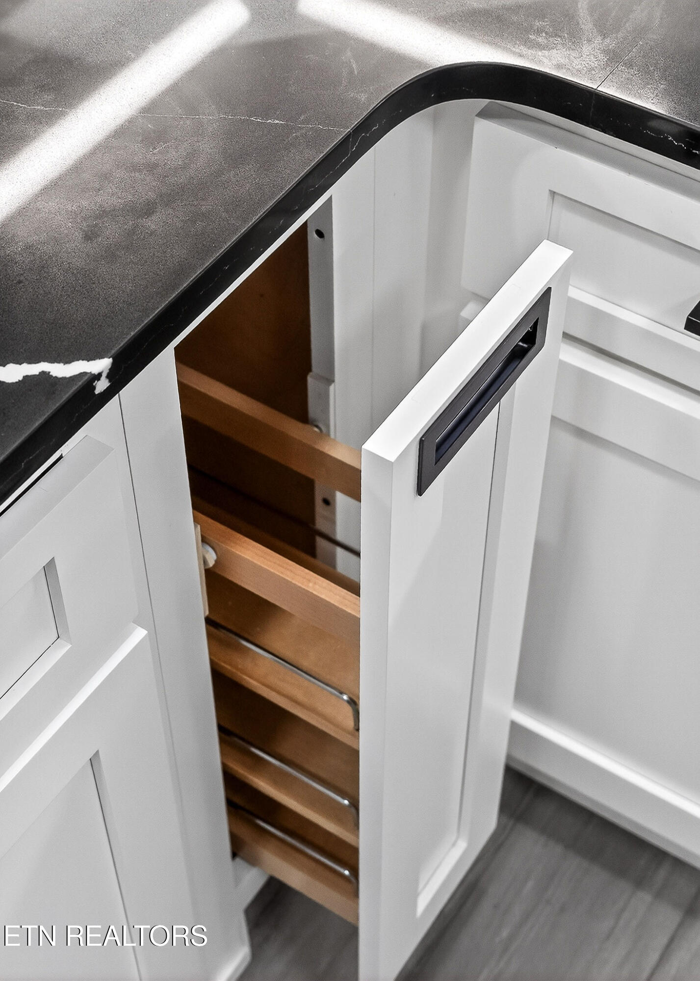 16 Pomeroy Court Crossville, TN 38558 - Photo 18 of 60 069_DSC02118