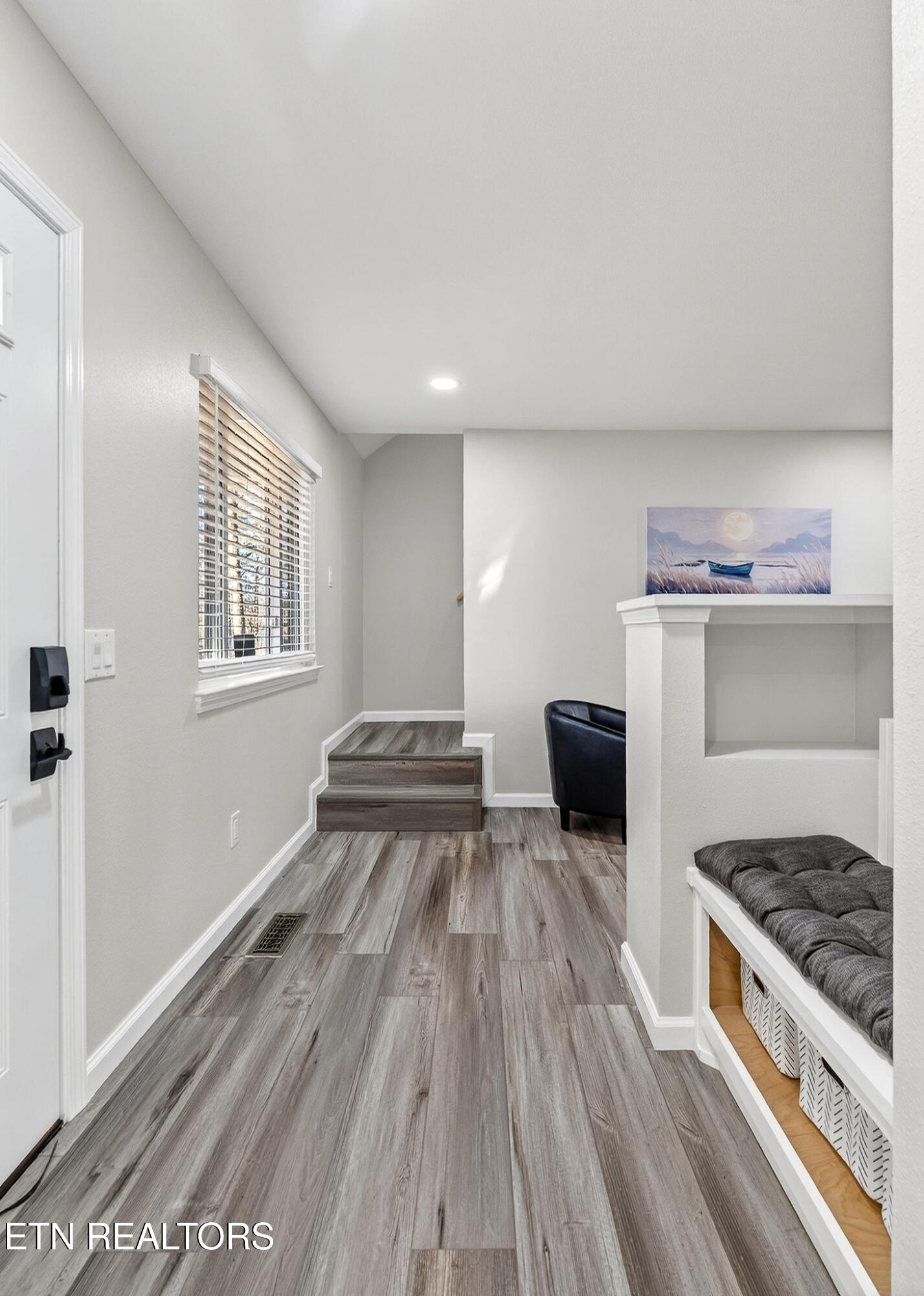 16 Pomeroy Court Crossville, TN 38558 - Photo 6 of 60 025_DSC01909