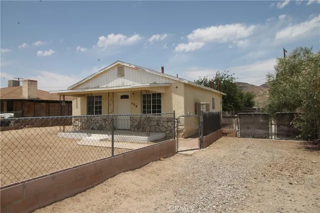 $199,900 | 509 East Williams Street, Yermo, CA 92398