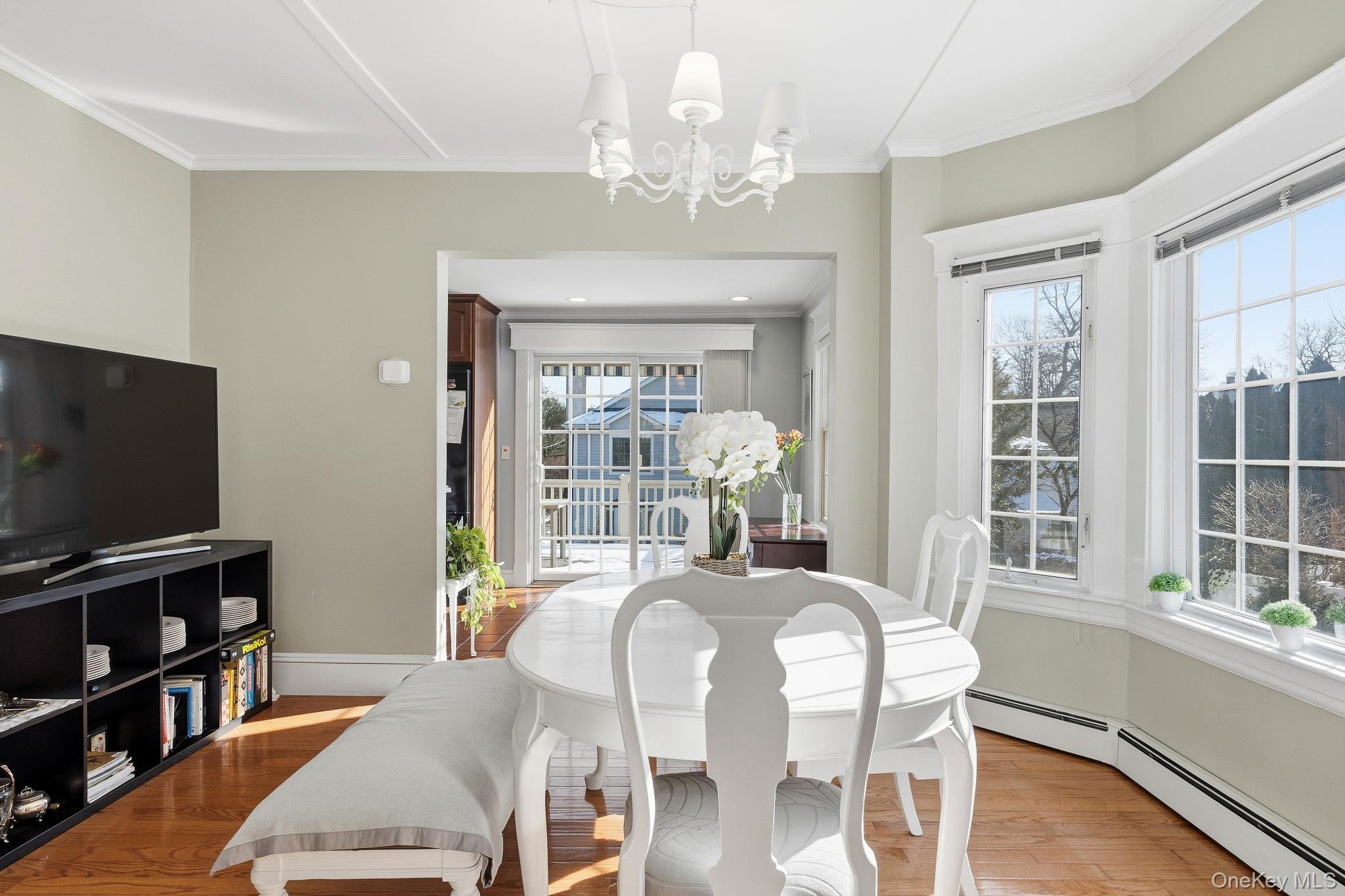 148 Madison Road Scarsdale, NY 10583 - Photo 6 of 24