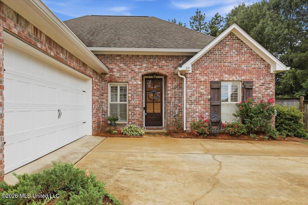119 Hampton Place Madison, MS 39110 - Photo 3 of 37 04-119 Hampton Pl _ Hometoursms.com