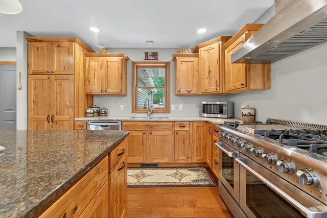 $775,000 | W2330 Otter Ponds Court, Keshena, WI 54135