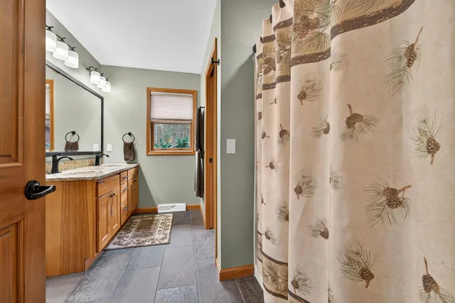 $775,000 | W2330 Otter Ponds Court, Keshena, WI 54135