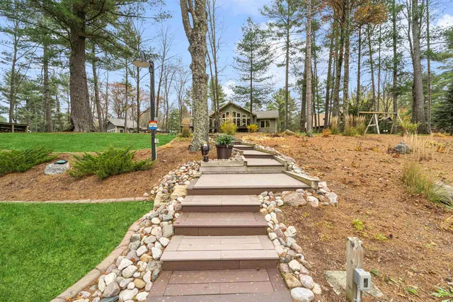 $775,000 | W2330 Otter Ponds Court, Keshena, WI 54135