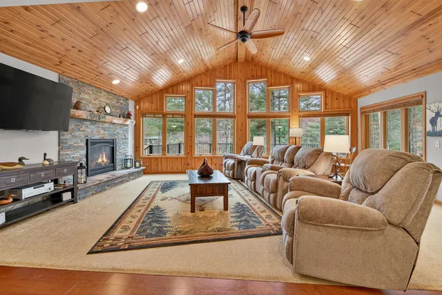 $775,000 | W2330 Otter Ponds Court, Keshena, WI 54135