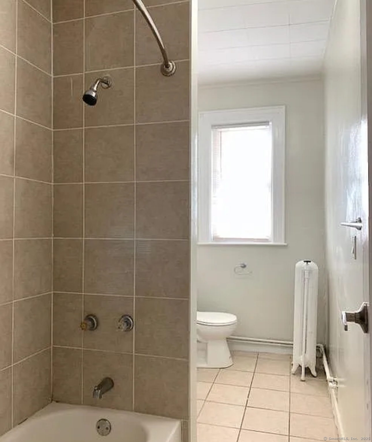 1589 Fairfield Avenue, Unit F6 Bridgeport, CT 06605 - Photo 2 of 2