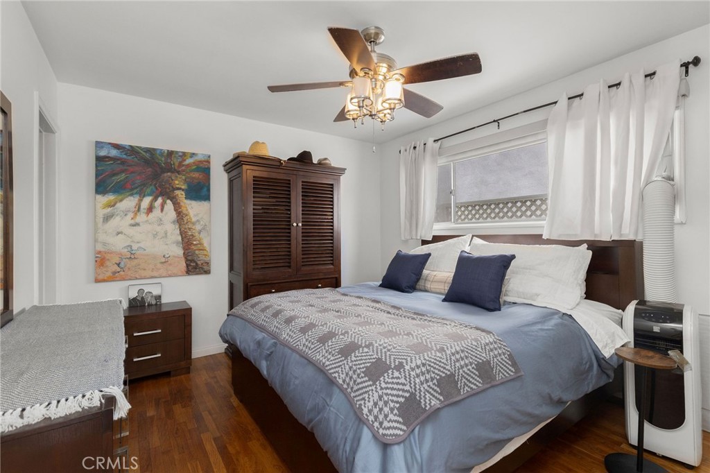 69 18th Street Hermosa Beach, CA 90254 - Photo 14 of 20
