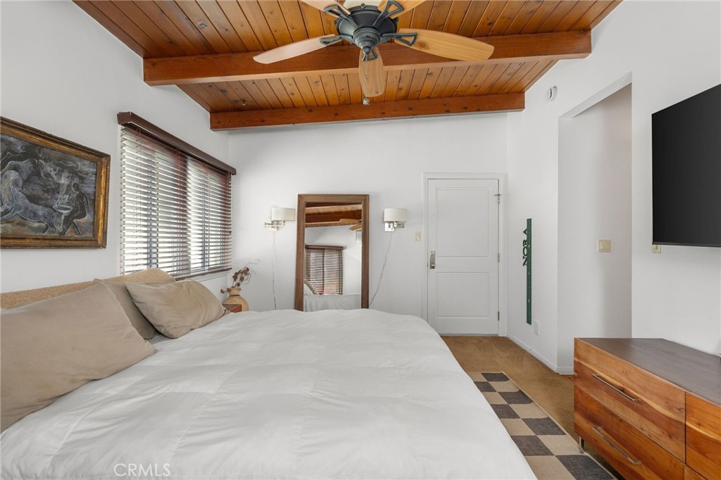 69 18th Street Hermosa Beach, CA 90254 - Photo 4 of 20