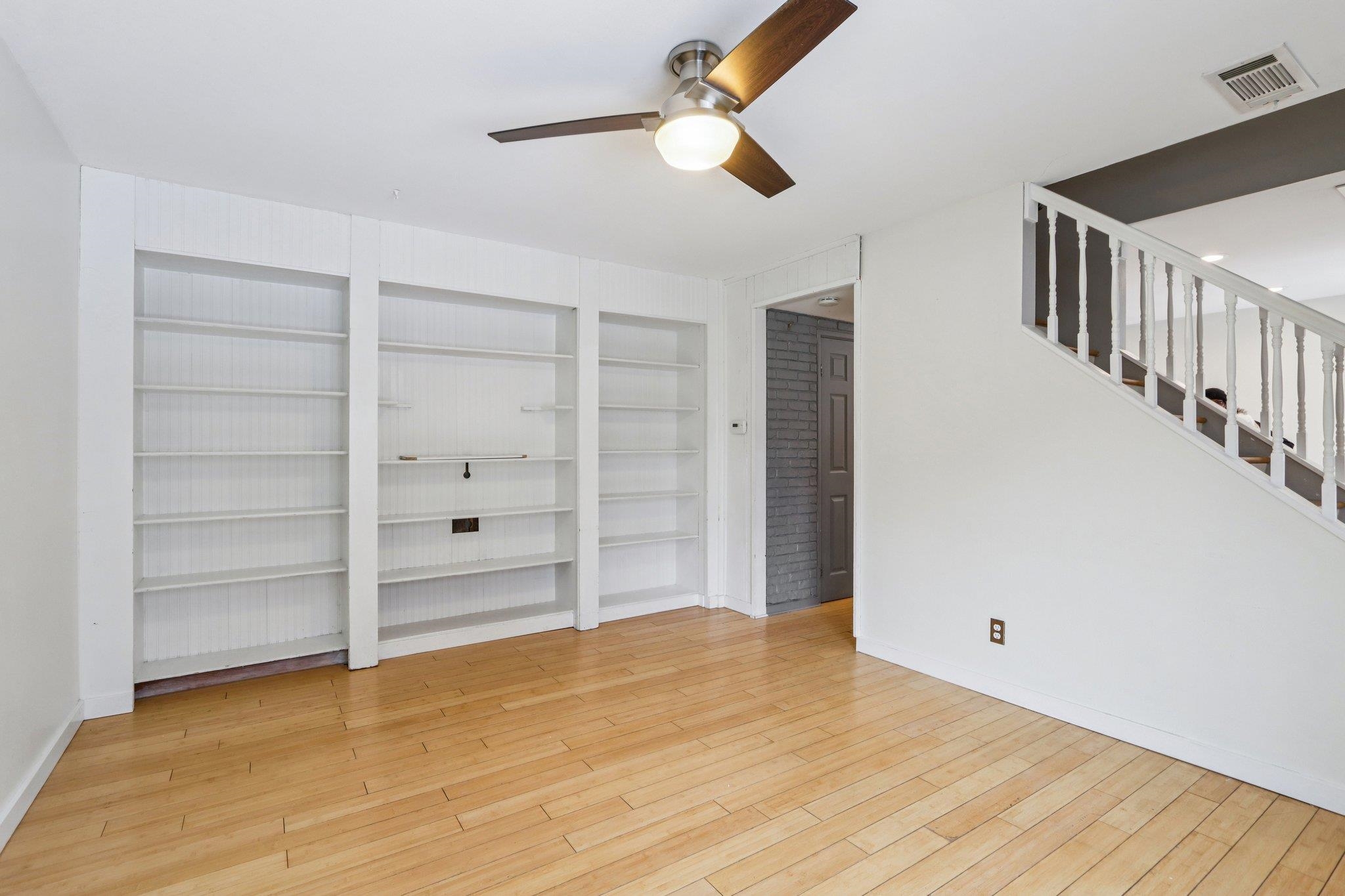 406 East Bluff, Unit 406 Madison, WI 53704 - Photo 3 of 21