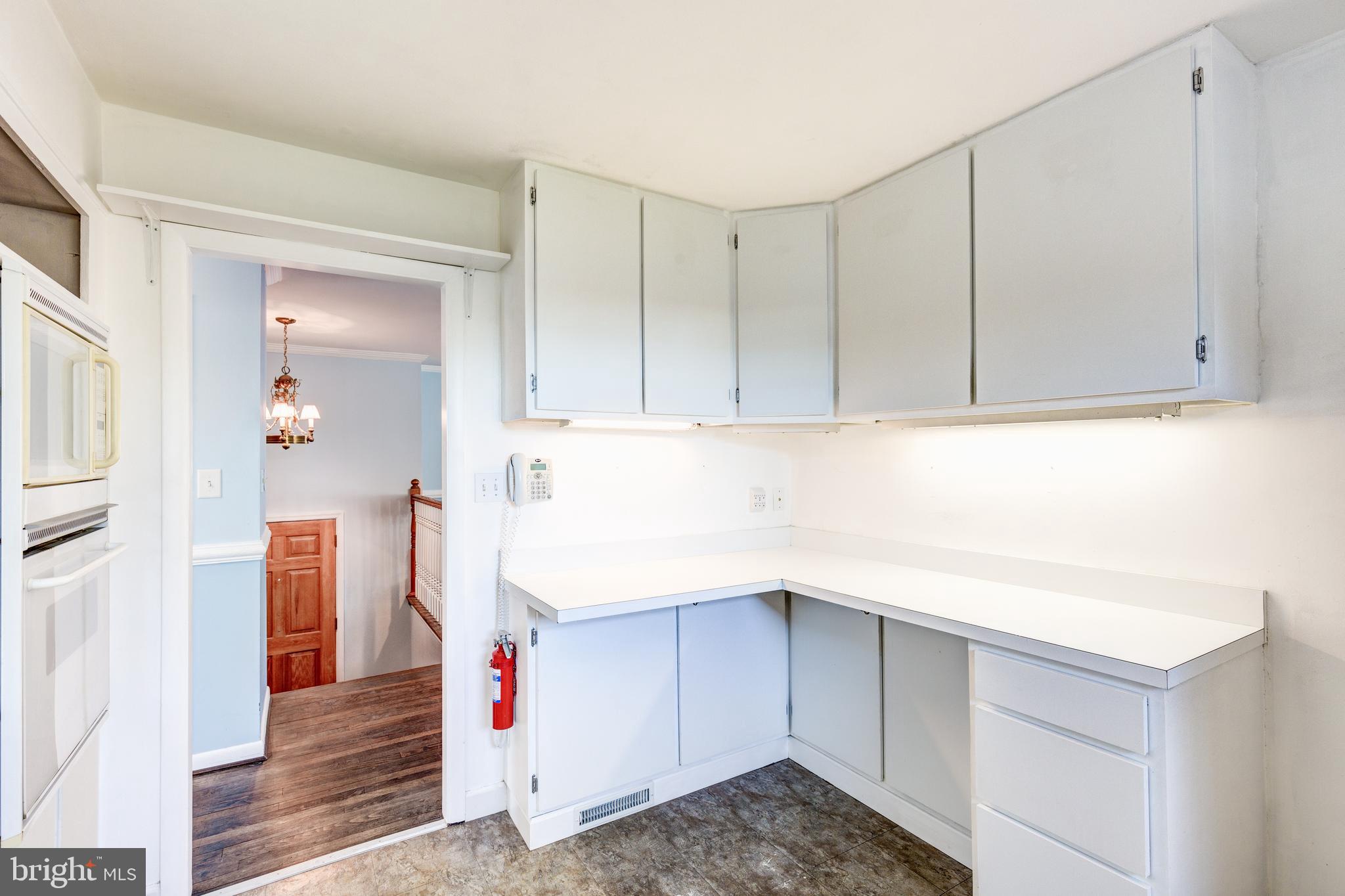 207 Locknell Road Lutherville-Timonium, MD 21093 - Photo 13 of 54 Gallery Image 13