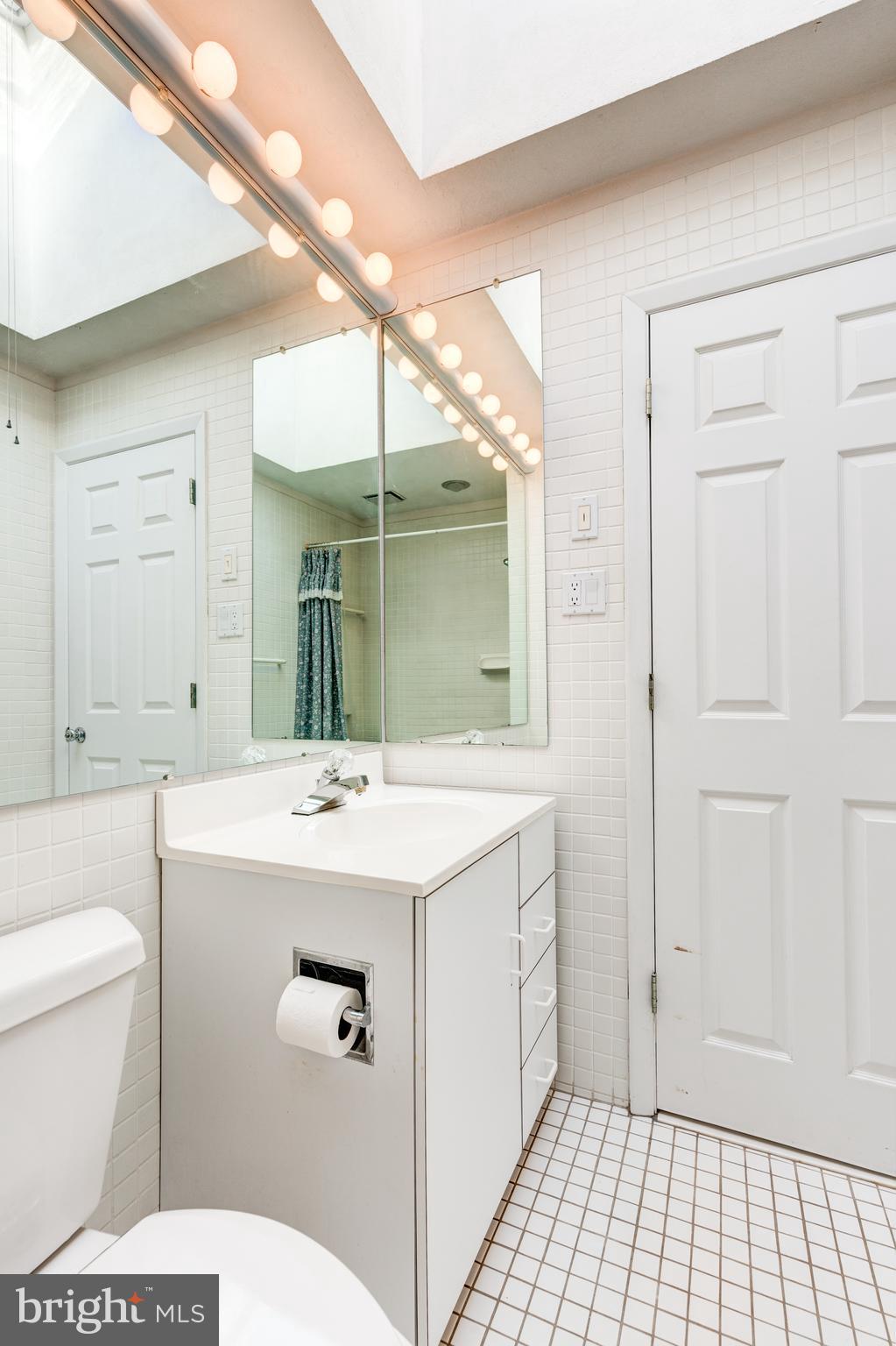 207 Locknell Road Lutherville-Timonium, MD 21093 - Photo 17 of 54 Gallery Image 17