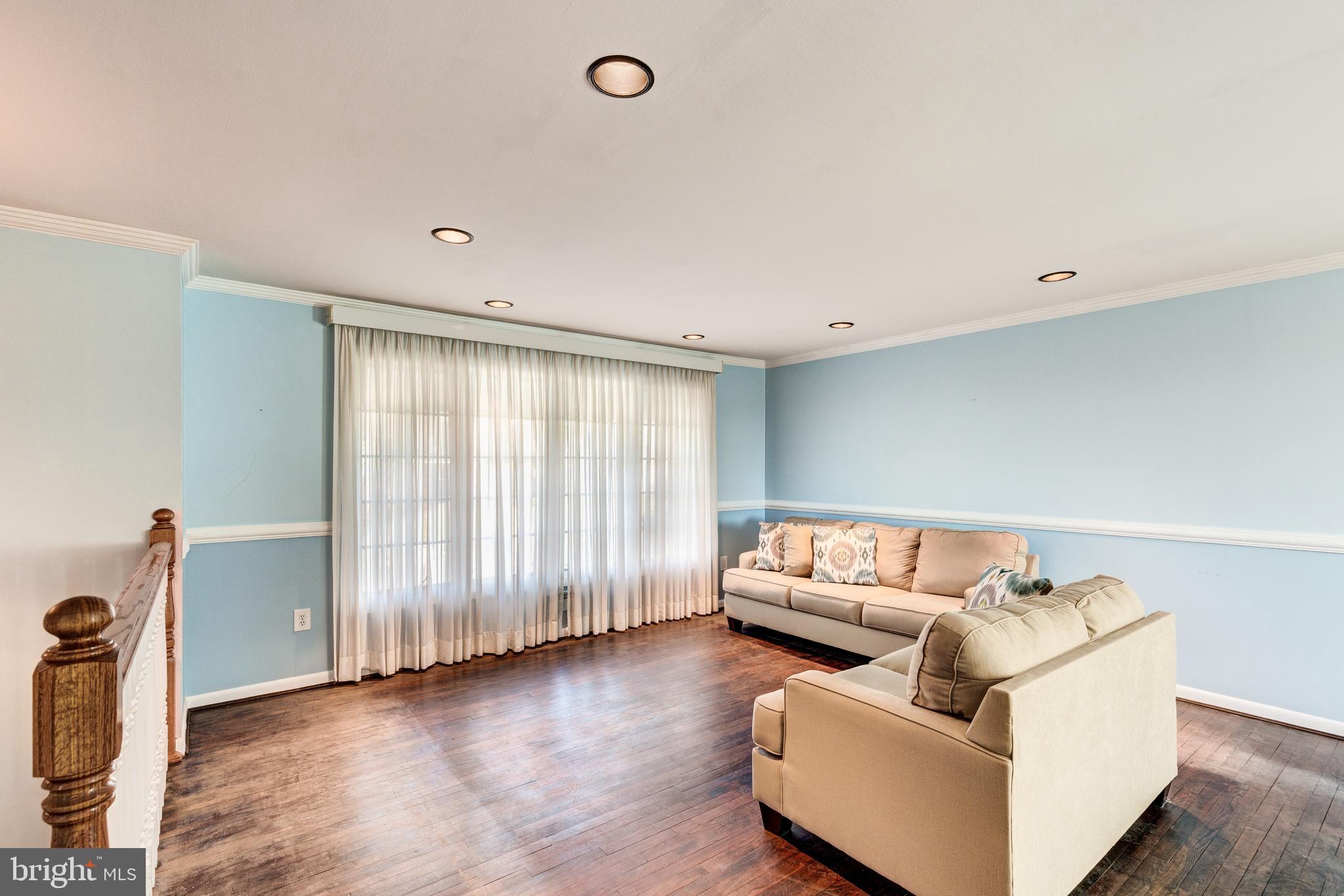 207 Locknell Road Lutherville-Timonium, MD 21093 - Photo 4 of 54 Gallery Image 4