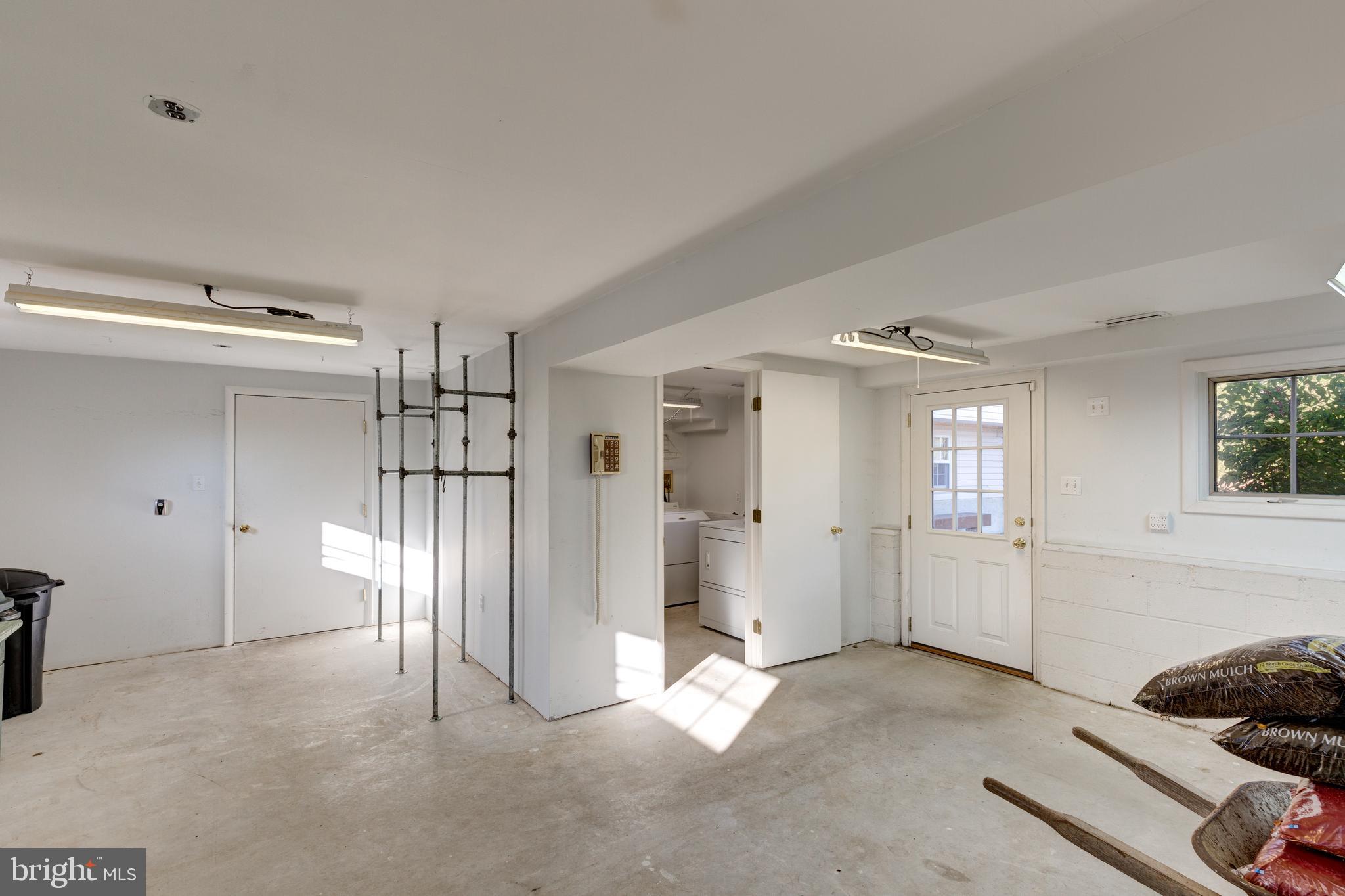 207 Locknell Road Lutherville-Timonium, MD 21093 - Photo 40 of 54 Gallery Image 40