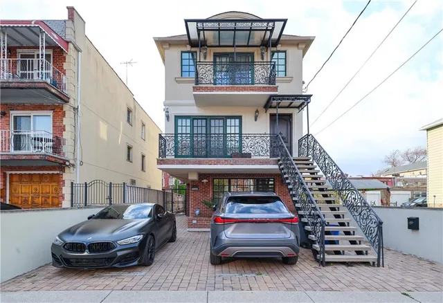 a car parked in front of a building
