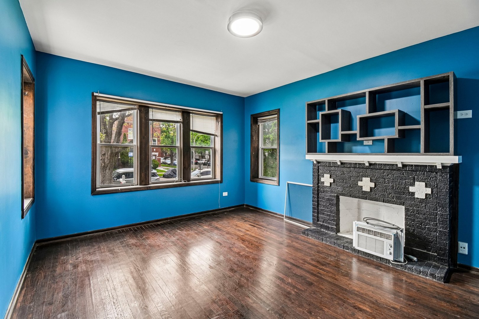 1653 North Mason Avenue Chicago, IL 60639 - Photo 2 of 44