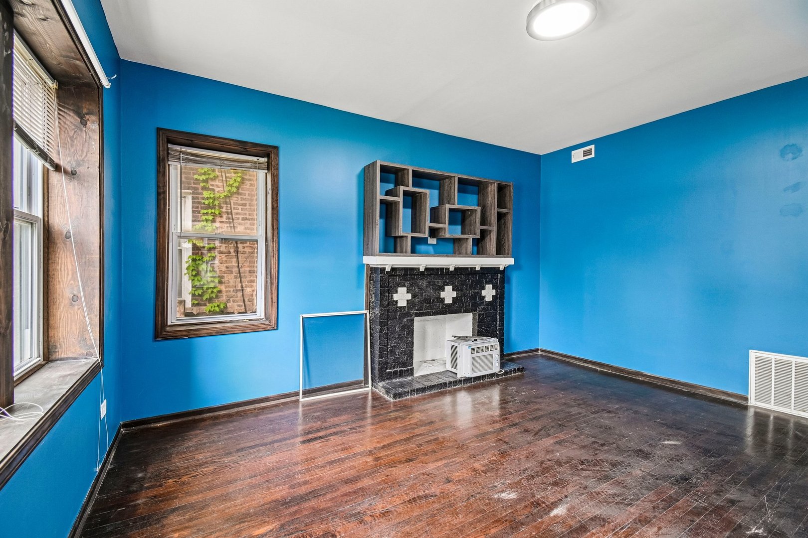 1653 North Mason Avenue Chicago, IL 60639 - Photo 3 of 44