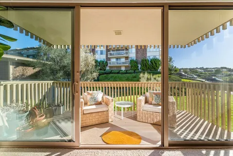 $589,000 | 6542 Ocean Crest Drive, Unit C212, Rancho Palos Verdes, CA 90275